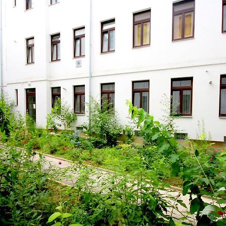 Apartamento For The Bold, Chic And Open Minded Viena Exterior foto