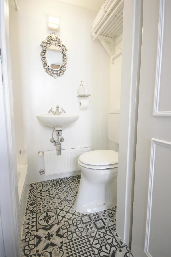 Apartamento For The Bold, Chic And Open Minded Viena Exterior foto