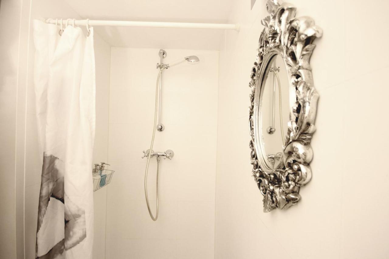 Apartamento For The Bold, Chic And Open Minded Viena Exterior foto